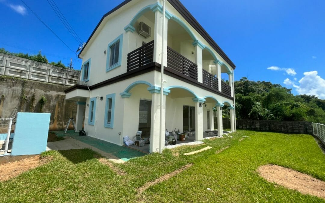 single house with spacious yard