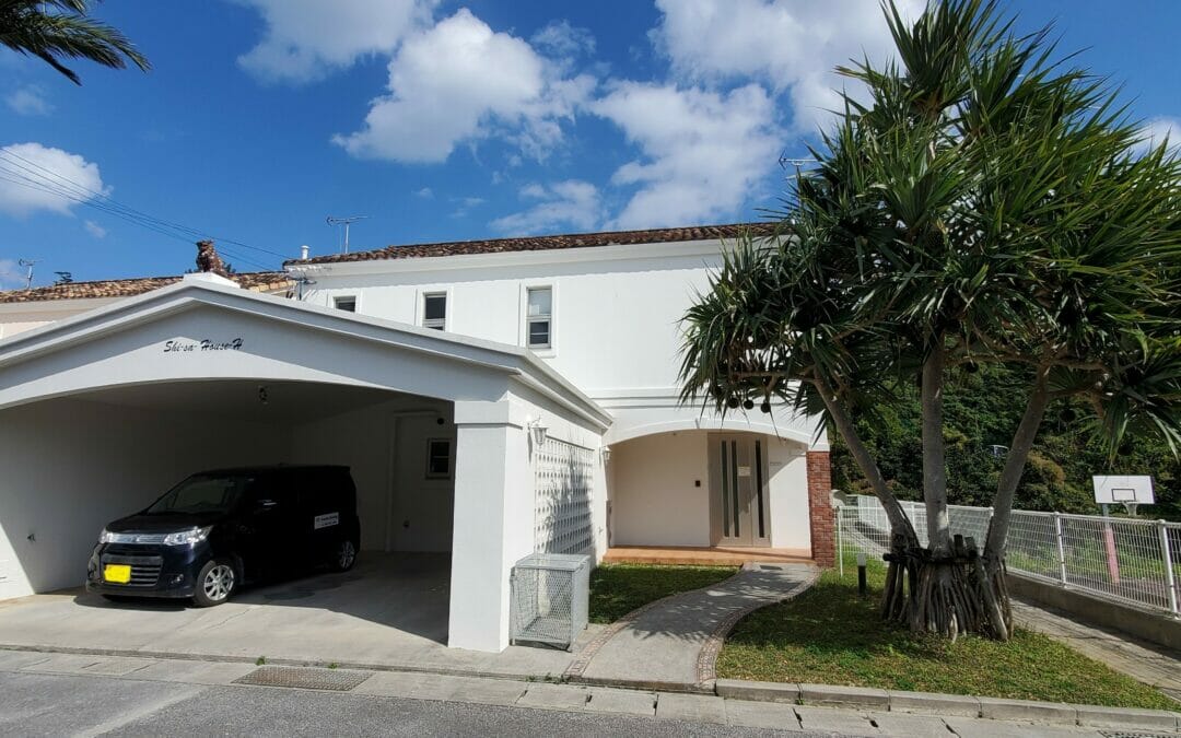 2 story single house with fenced yard and car port in Uruma city