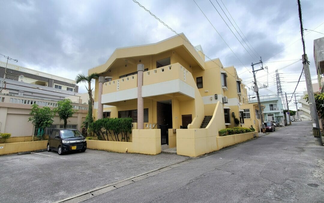 1st floor of the duplex near Kadena gate 2