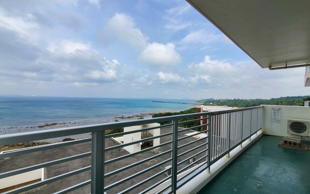 Ocean view Apt in Uruma city