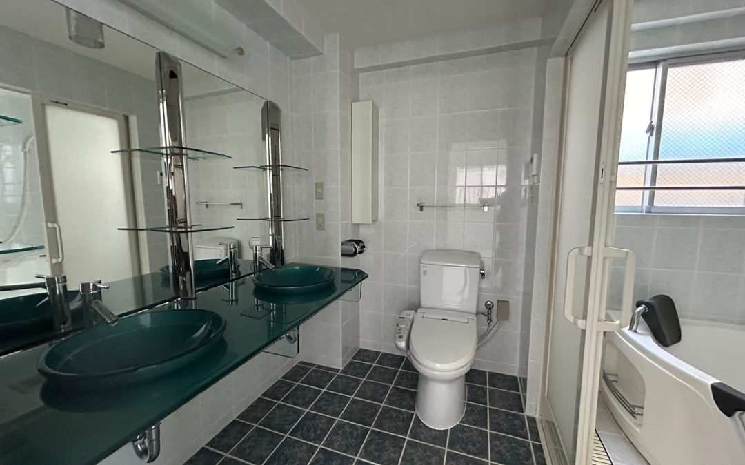 Double sink master bathroom APT in Okinawa city