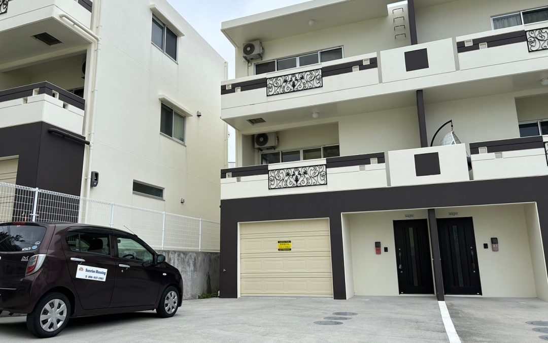 Duplex with garage near camp Foster